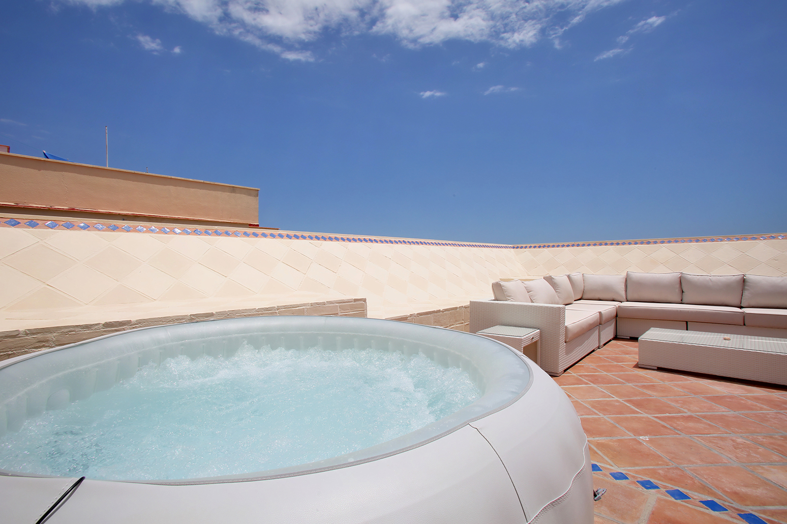 Mirasol - Rooftop Hot tub