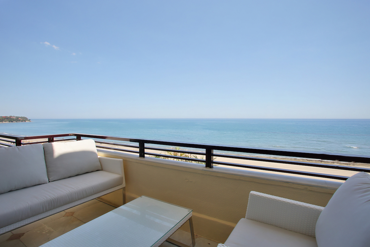 Mirasol - Terrace and View