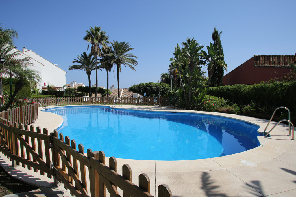 Bahia Doncella - Swimming pool